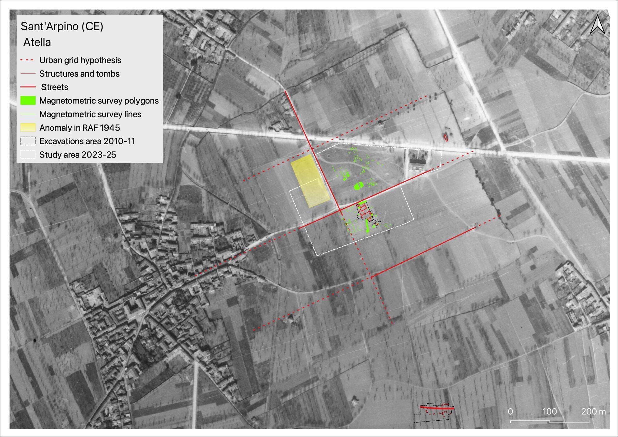 Figure 20 - The palimpsest of heterogeneous geodata from the Atella Archaeological Project overlaid on the 1945
aerial photograph (RAF), georeferenced in GIS (R. Brancato).